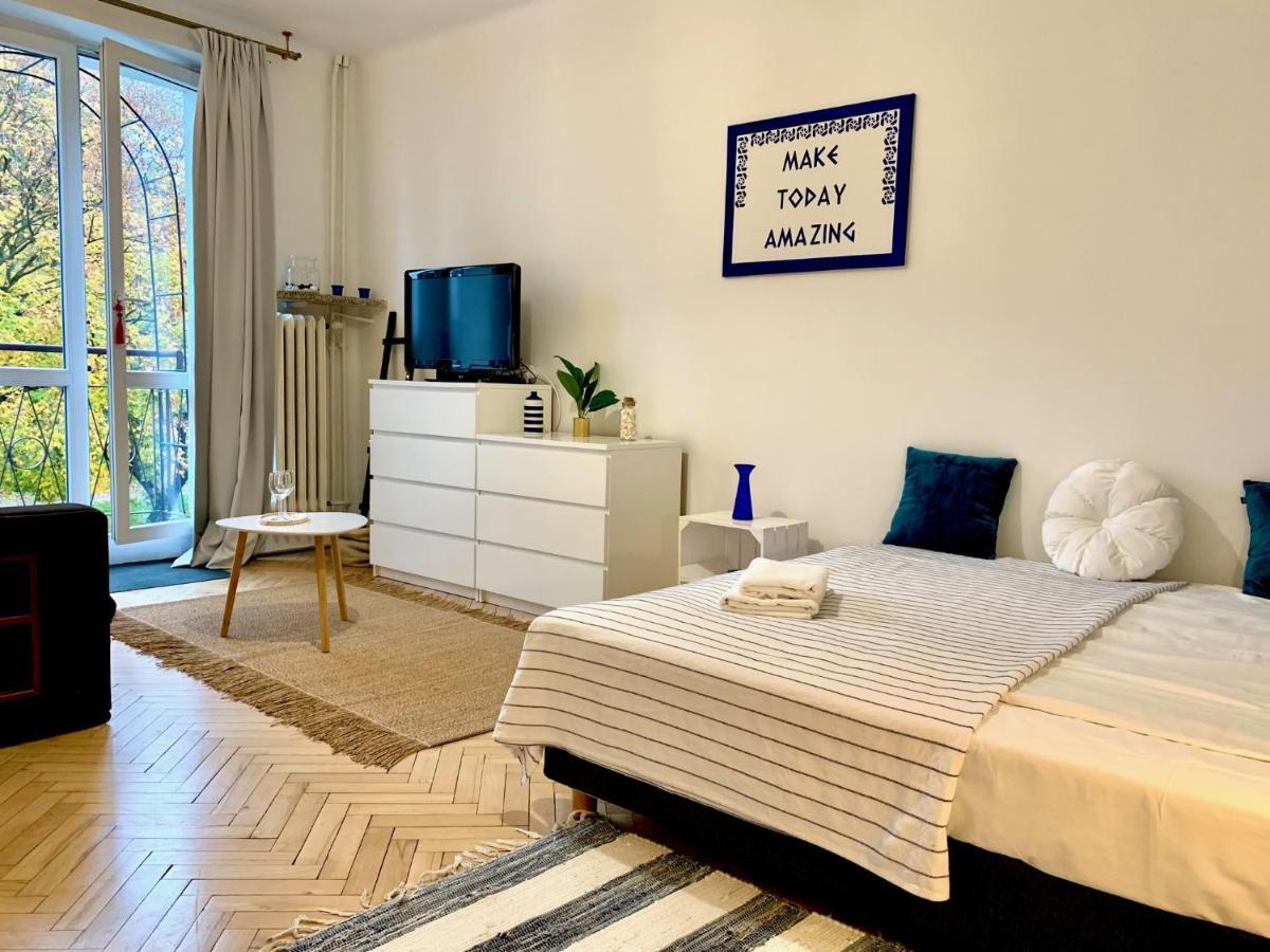 Kalimera - Greek Life Apartment Варшава Екстериор снимка